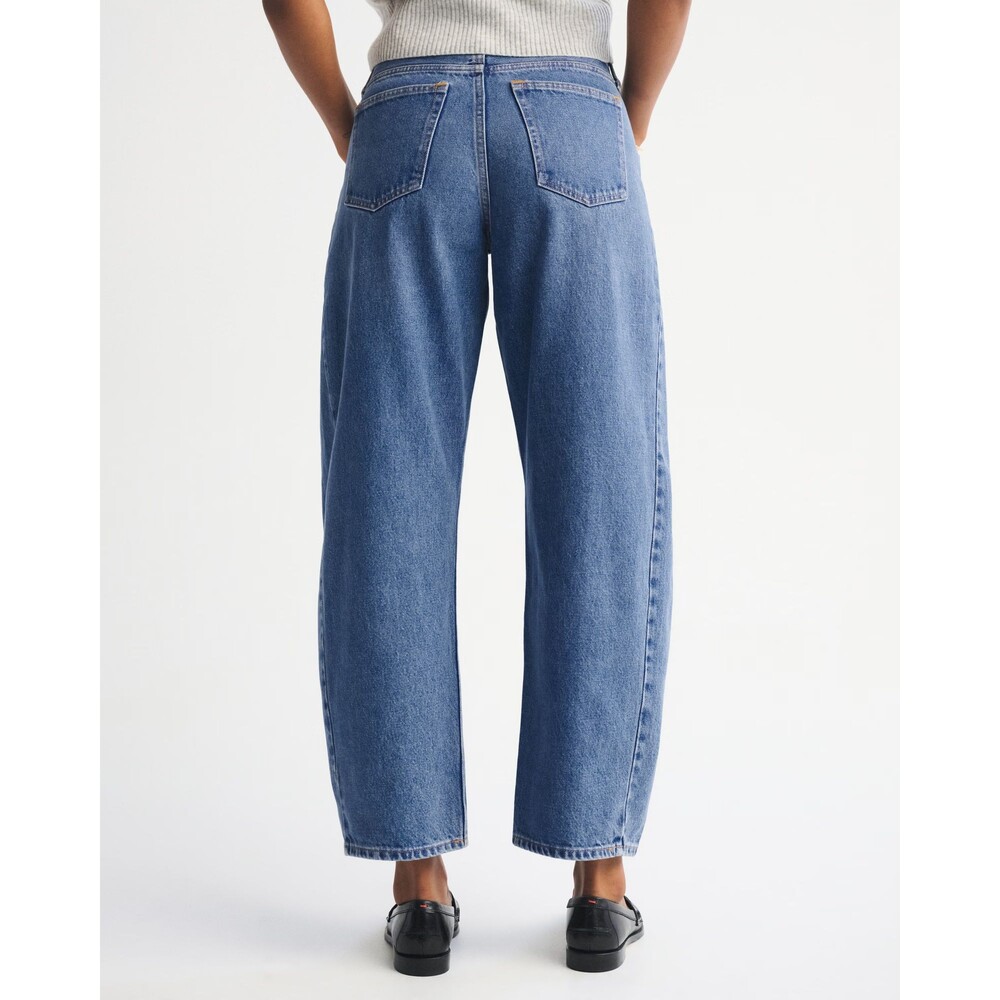 Abercrombie and Fitch Curve Love Mid Rise Barrel Jean,  30 Long - Picture 2 of 10